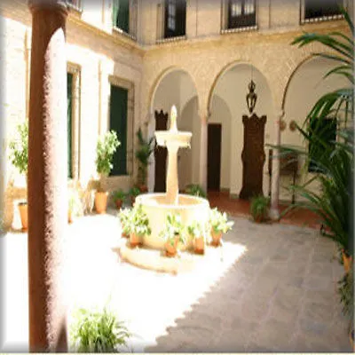 Casa Del Conde De Pinofiel