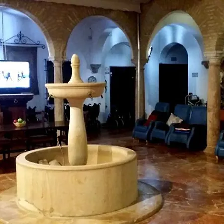 Casa Del Conde De Pinofiel 4*